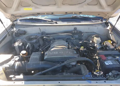 2002 Toyota Sequoia Limited V8 z USA, uszkodzony, nr VIN 5TDBT48A92S074893